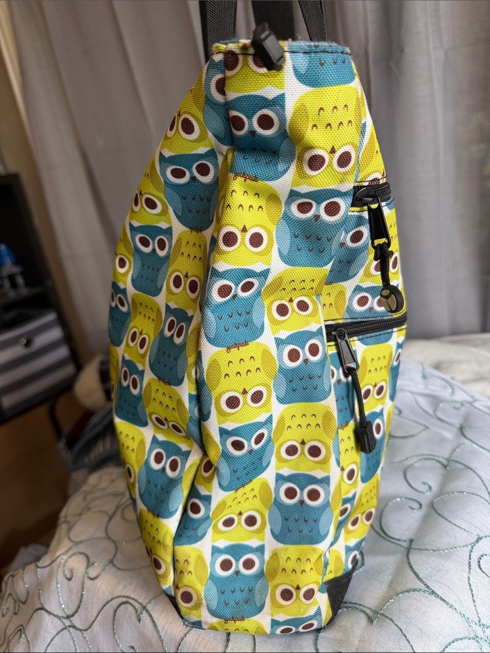 Yak Pak Owl Print Tote in Yellow and Teal with Black Straps - Picture 4 of 9